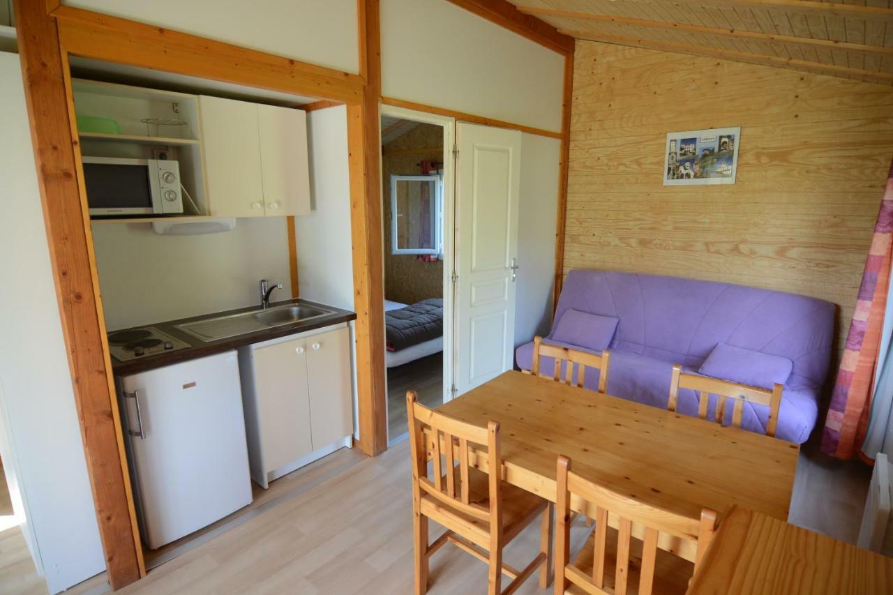 Les Chalets De Condrieu Exterior photo